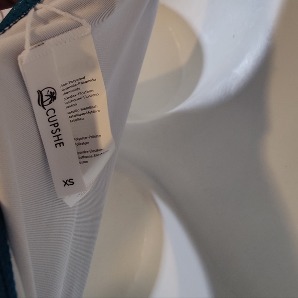 CUPSHE Women's Two Piece High Waisted Shining Bikini Set - Picture 12 of 12